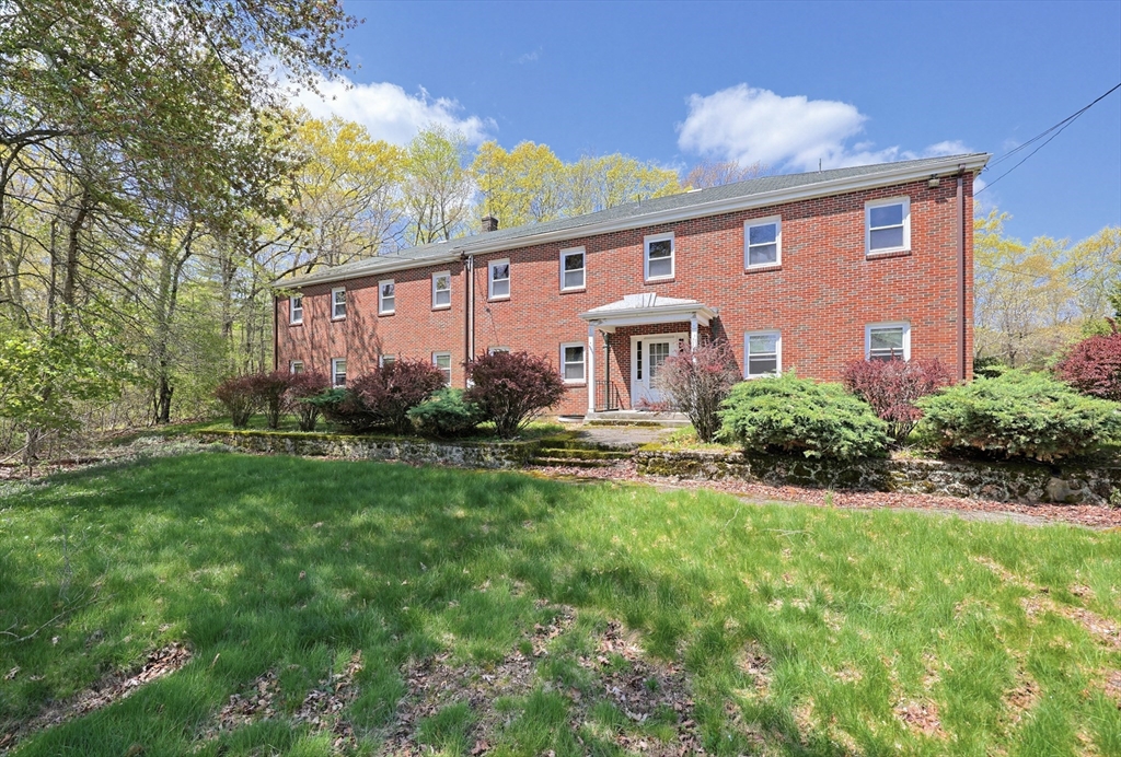 90 School Street, Plainville, Massachusetts 02762