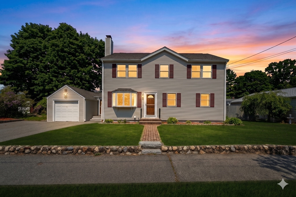 13 Douglas Ave, Beverly, Massachusetts 01915