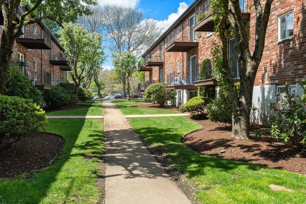 24 Westgate Road, Boston, Massachusetts 02132