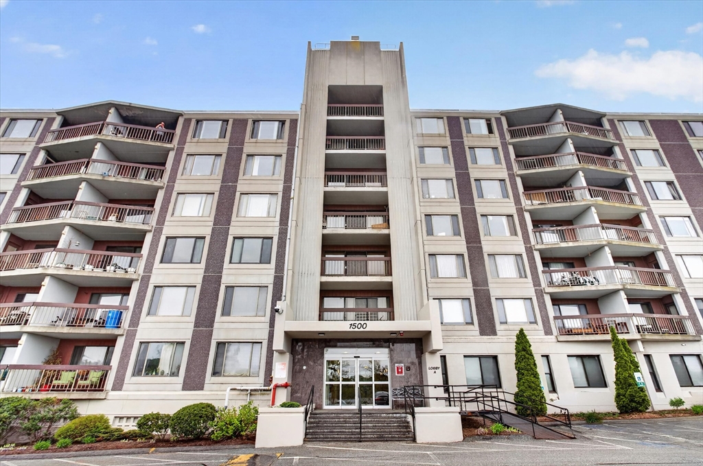 1500 Worcester Rd, Framingham, Massachusetts 01072