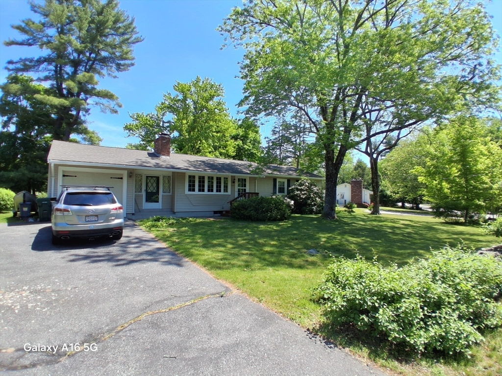 164 W Bacon St, Plainville, Massachusetts 02762