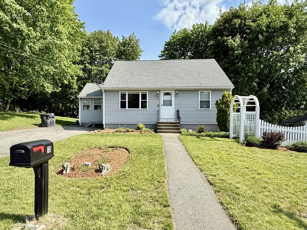 10 Vandette Ave, Dracut, Massachusetts 01826