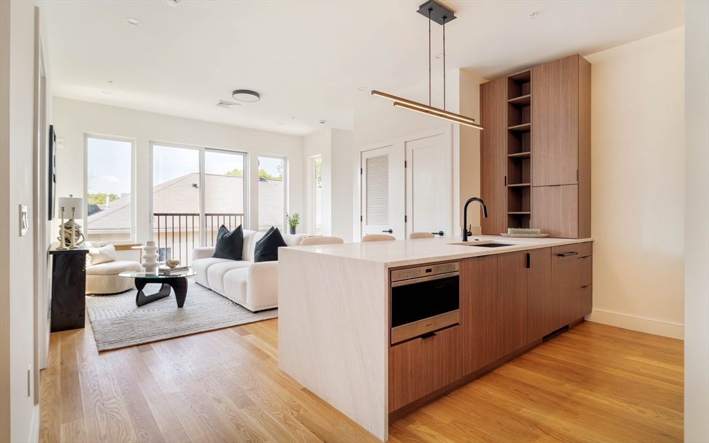 58 Kent, Brookline, Massachusetts 02445