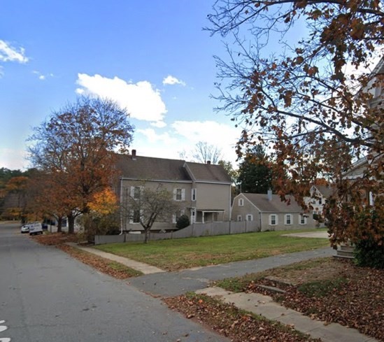 14B Maple, Amesbury, Massachusetts 01913