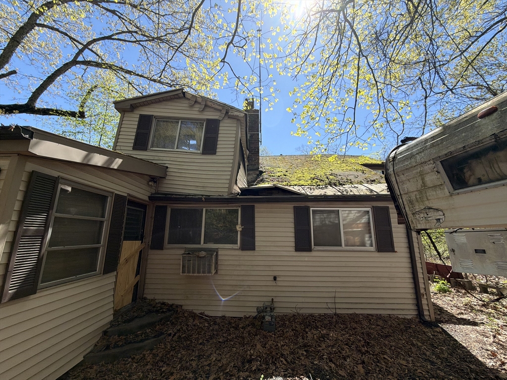 4 Ellen St, Worcester, Massachusetts 01604