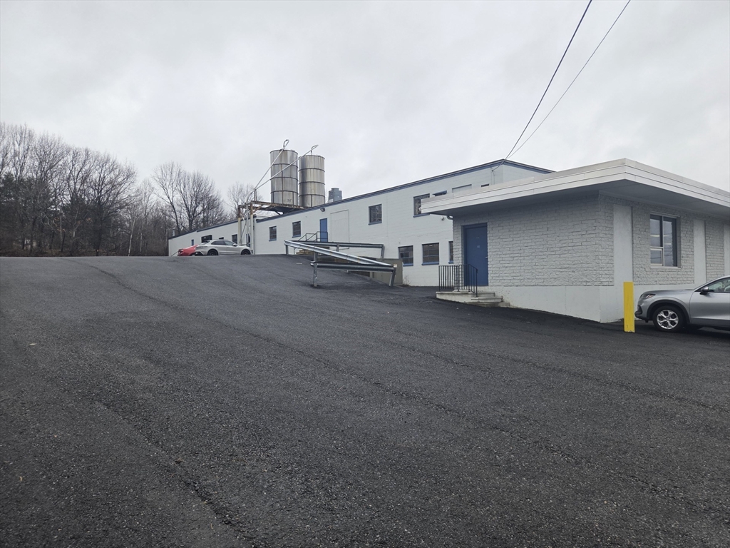 214 Nashua Street, Leominster, Massachusetts 01453