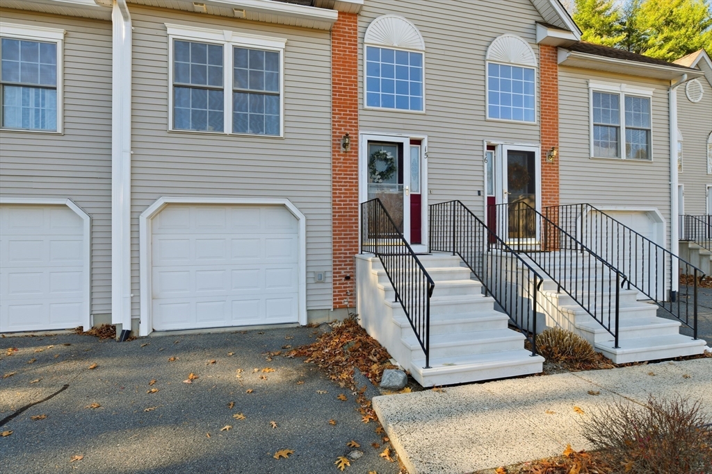 18 Palmer Rd, Monson, Massachusetts 01057
