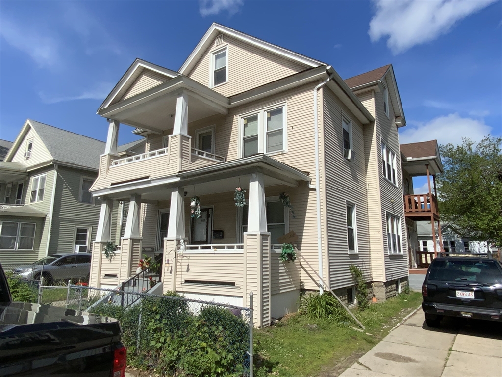 907-909 Liberty St, Springfield, Massachusetts 01104