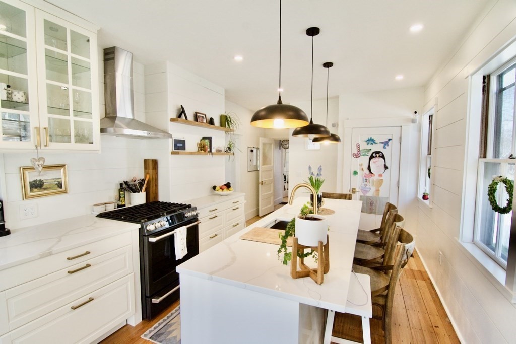 97 Sawyer Ave, Boston, Massachusetts 02125