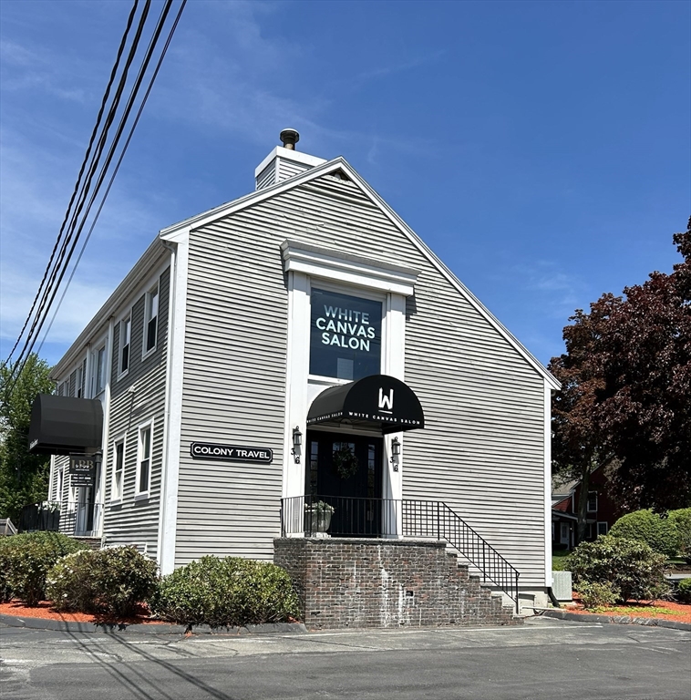 36 Salem Street, Lynnfield, Massachusetts 01940