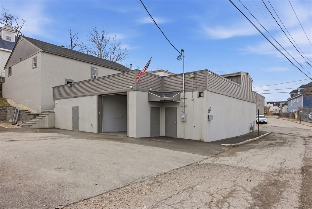 20-26 Howard St, Lowell, Massachusetts 01851