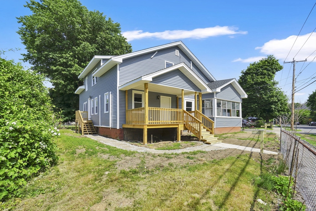 13 Canal St, South Hadley, Massachusetts 01075