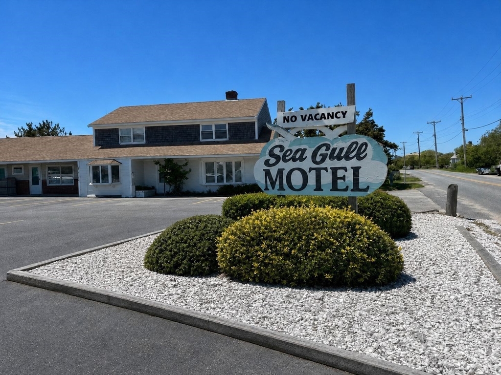 654 Shore Road, Truro, Massachusetts 02652