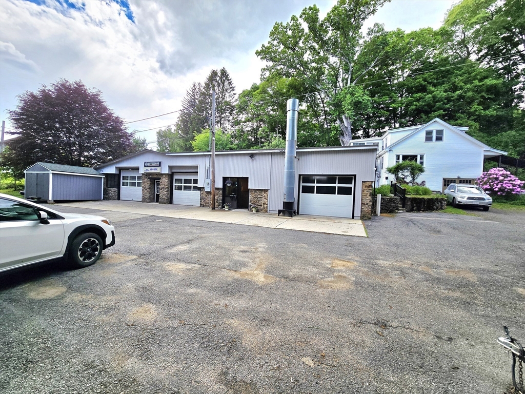 46-1/2 Old Sturbridge Rd, Southbridge, Massachusetts 01550
