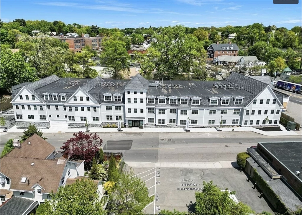 425 Lagrange St, Boston, Massachusetts 02132
