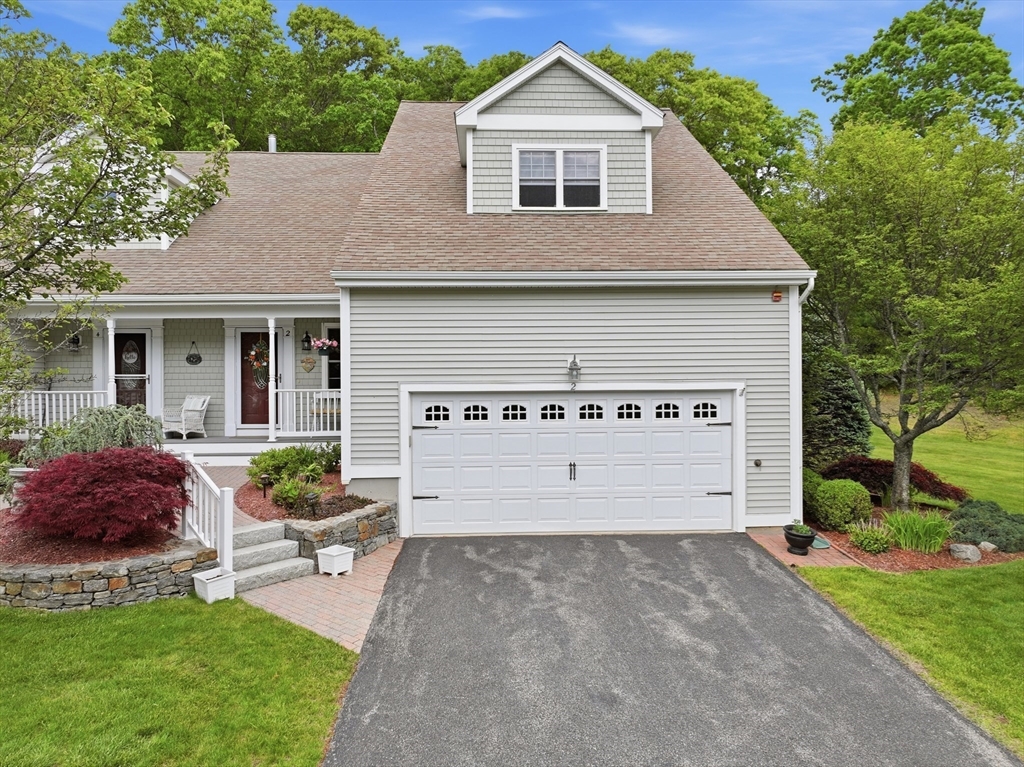 2 Ashton Ln, Millbury, Massachusetts 01527