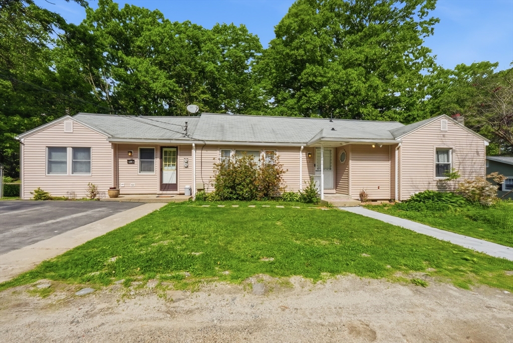 29 Passway Five, Worcester, Massachusetts 01602