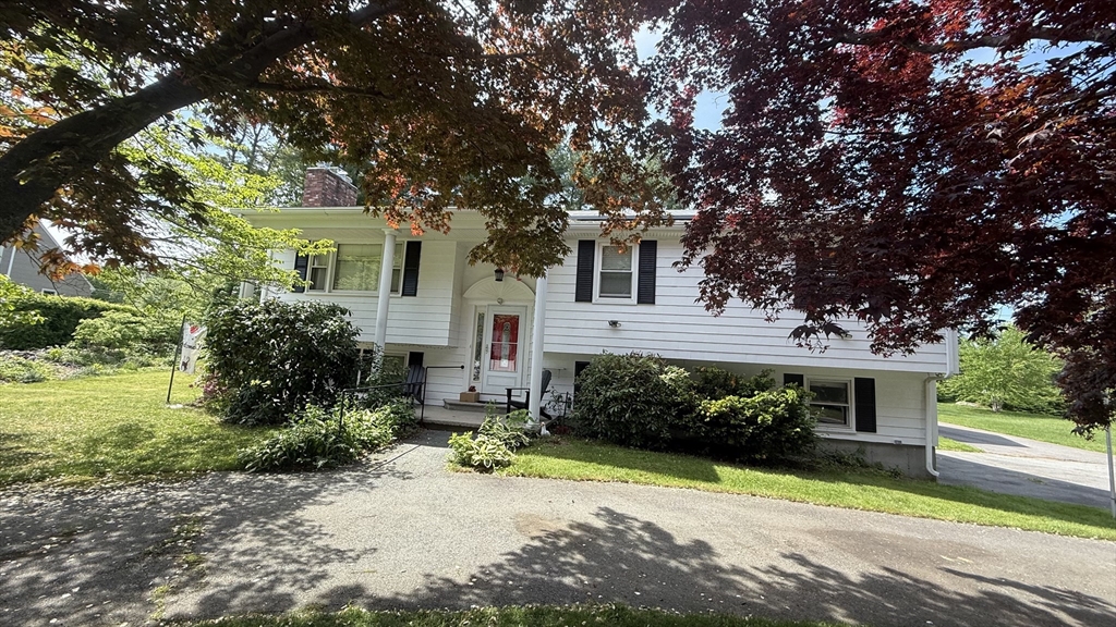 297 Elm St, Somerset, Massachusetts 02726