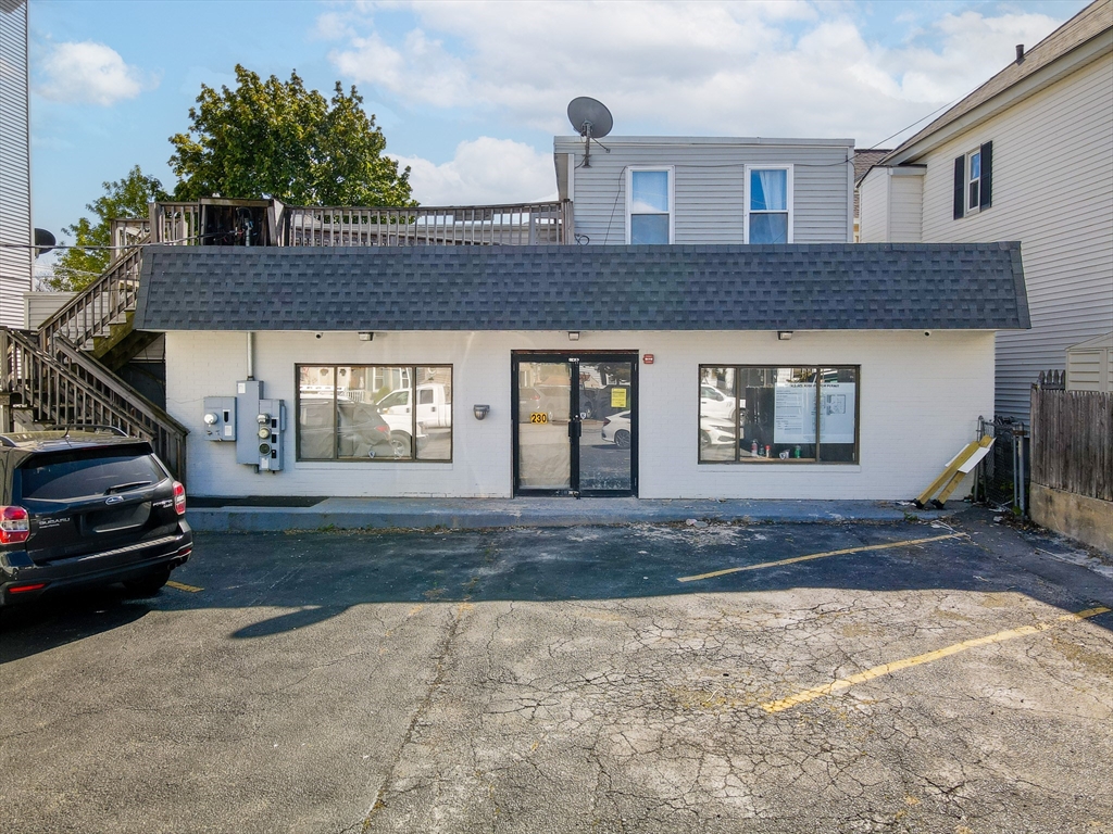 230 Cumberland Rd, Lowell, Massachusetts 01850