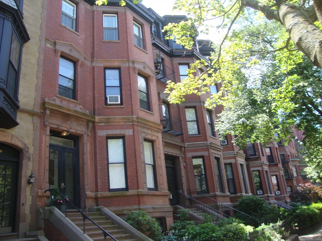 271 Beacon, Boston, Massachusetts 02116