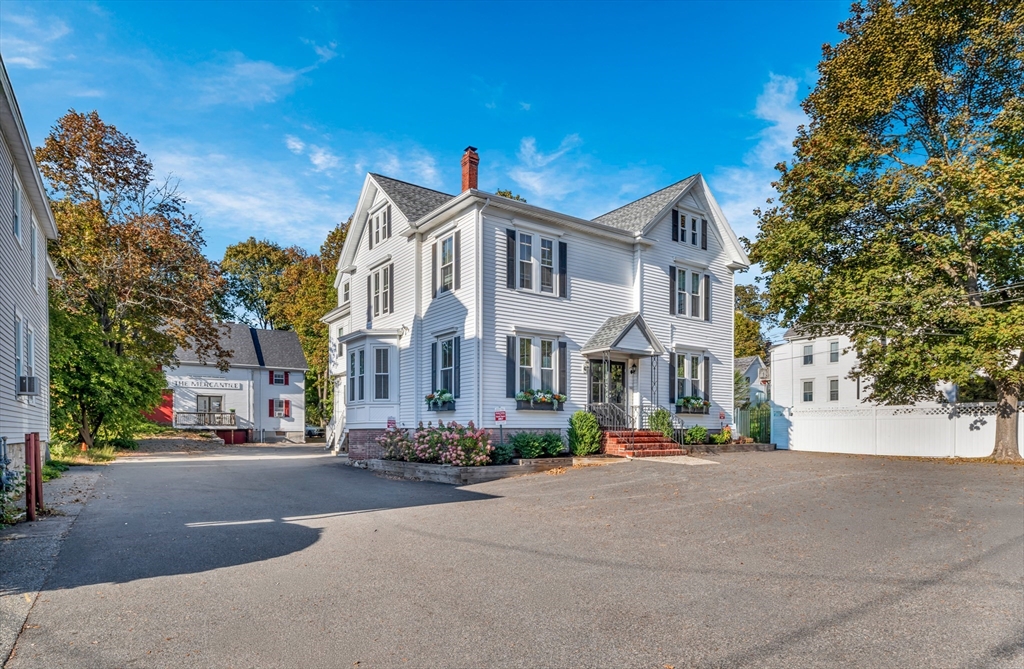 68 Park St, Andover, Massachusetts 01810