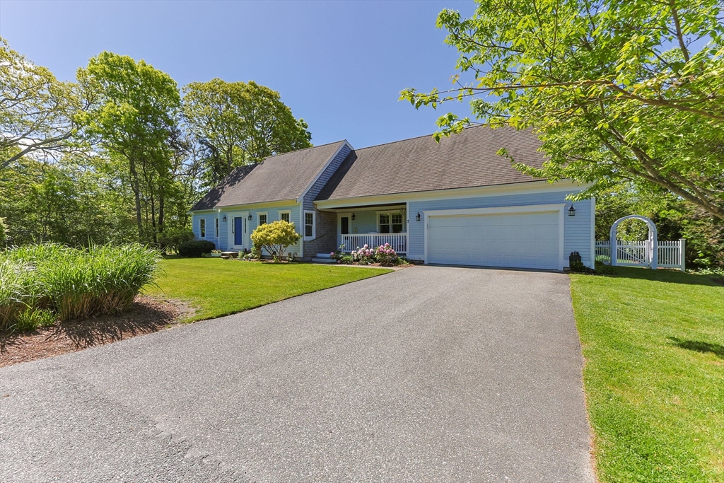 7 Park St, Harwich, Massachusetts 02645