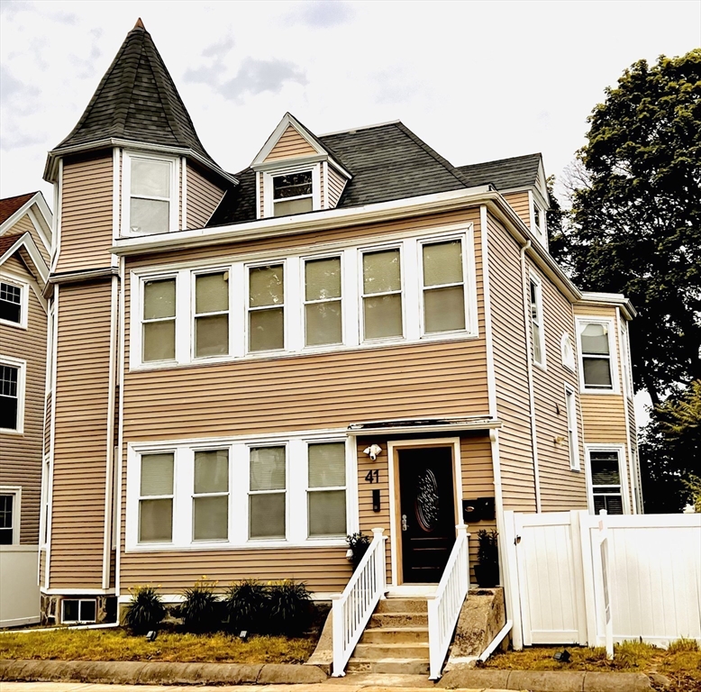 41 Gleason St, Boston, Massachusetts 02121