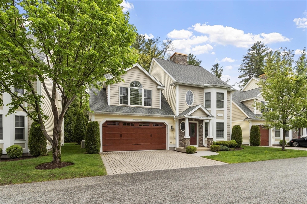 39 Kensington Way, Tewksbury, Massachusetts 01876