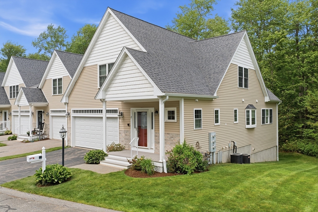 15 Midfield Dr, Rockland, Massachusetts 02370