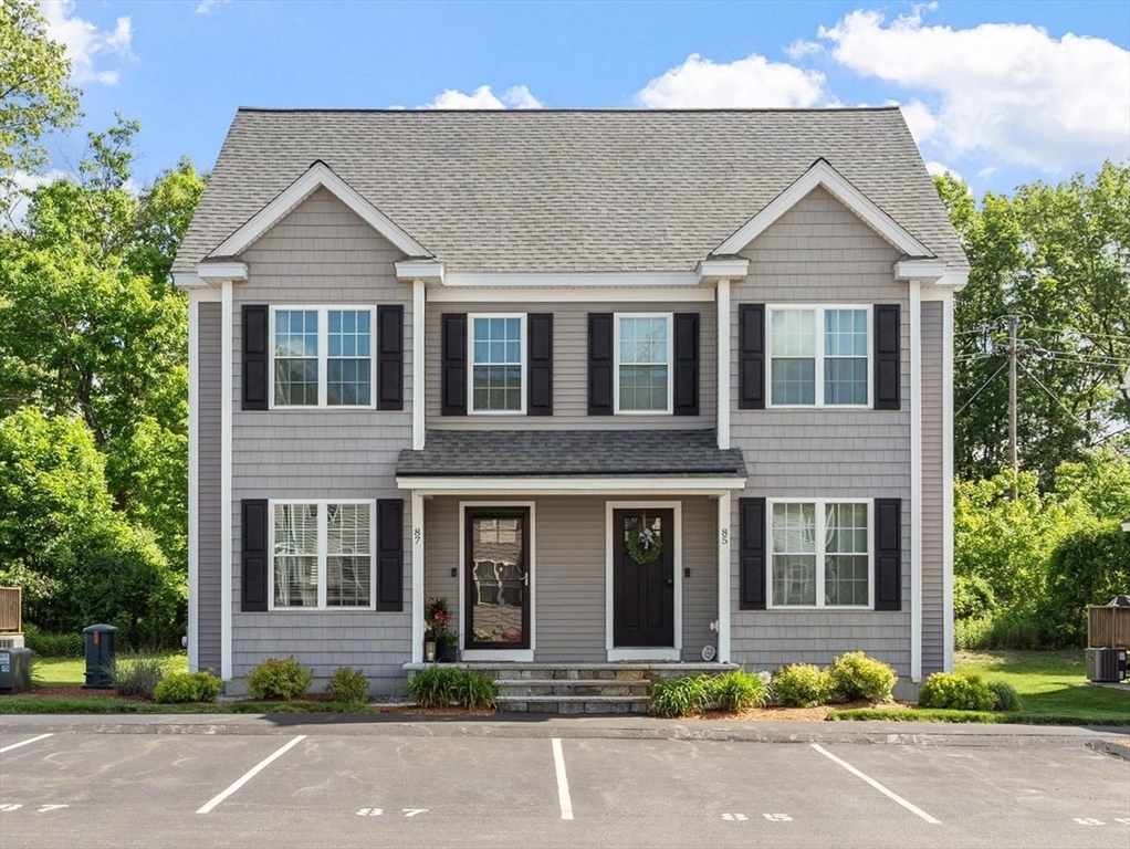 87 Riley Road, Tyngsborough, Massachusetts 01879