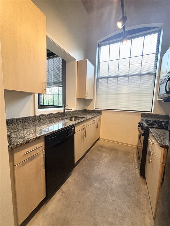 88 Gerrish Ave, Chelsea, Massachusetts 02150