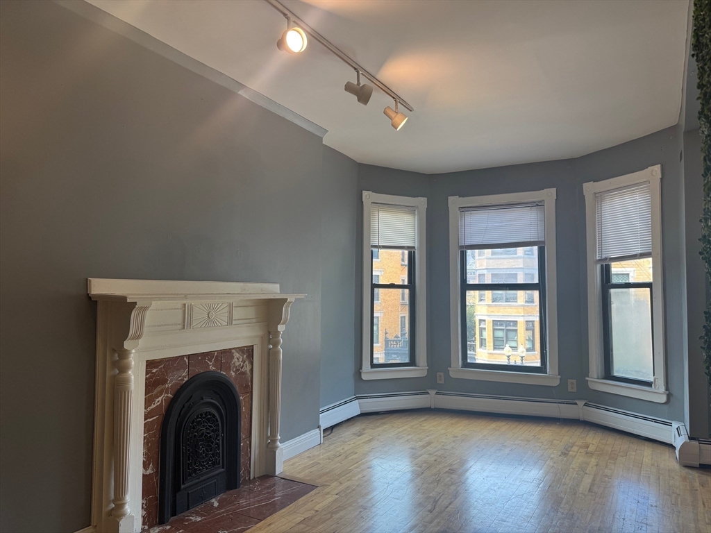 590 Columbus Ave, Boston, Massachusetts 02118