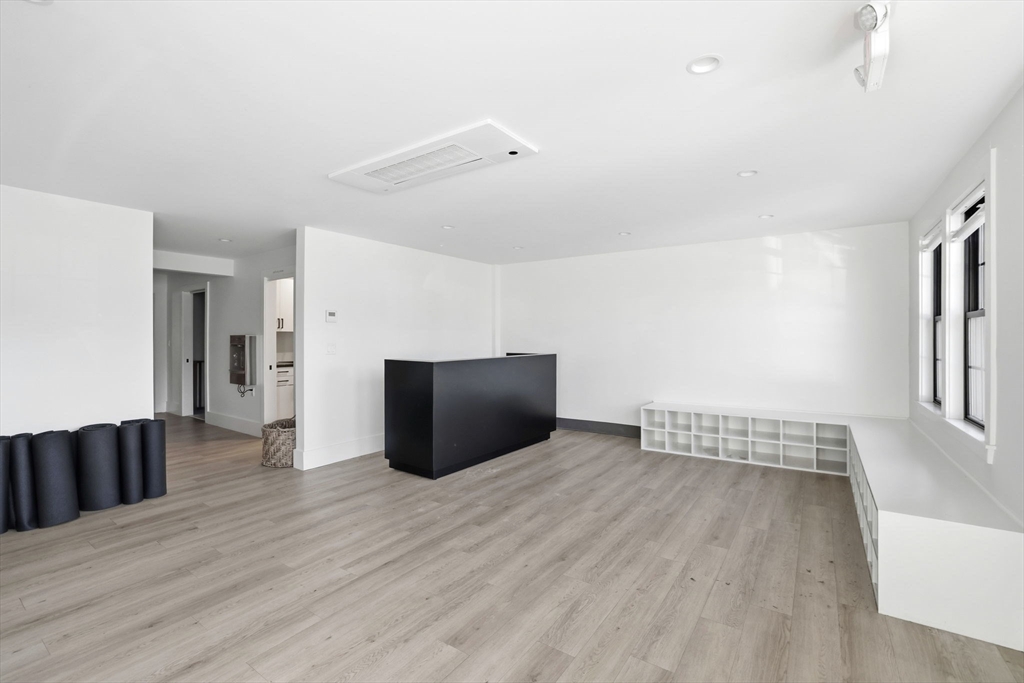 57 Water St, Hingham, Massachusetts 02043