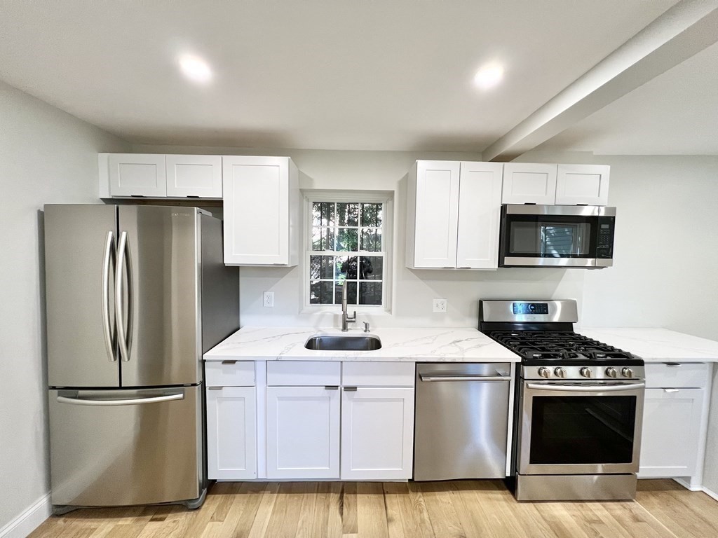 6 La Grange Pl, Boston, Massachusetts 02119