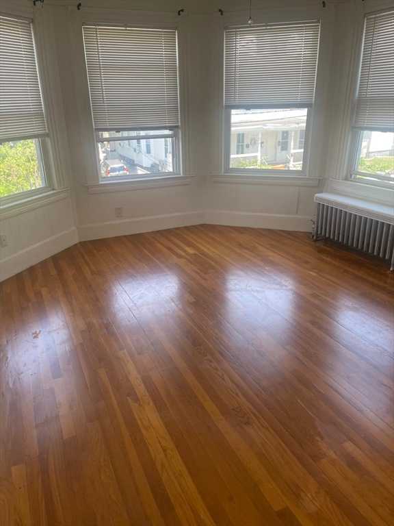 32 Avon, Lawrence, Massachusetts 01841
