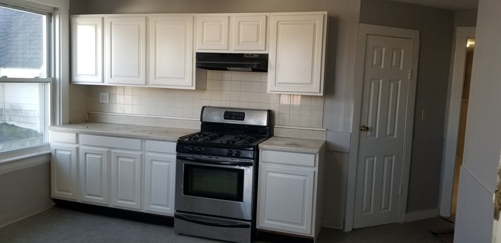 21 Highland St, Brockton, Massachusetts 02301