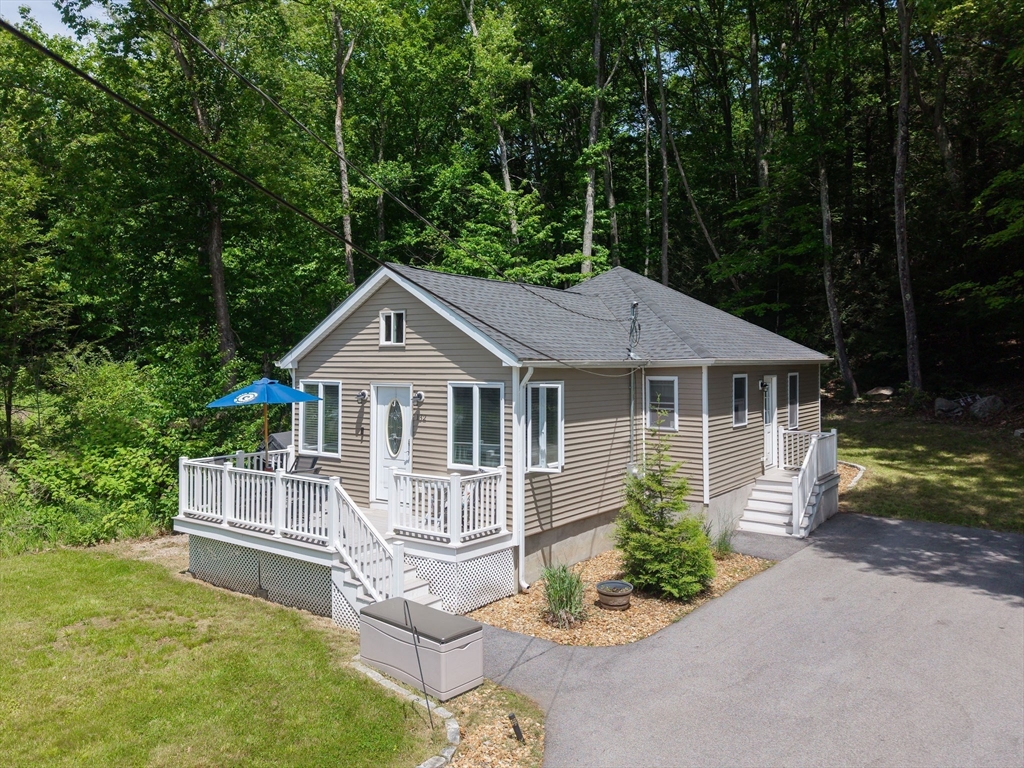 132 Nugget Dr, Charlton, Massachusetts 01507
