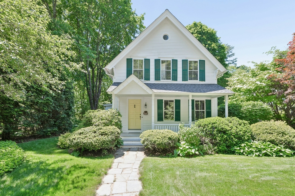 195 Hill Street, Northbridge, Massachusetts 01588