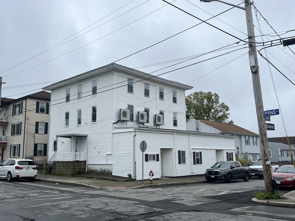 1017 Pine Street, Fall River, Massachusetts 02723