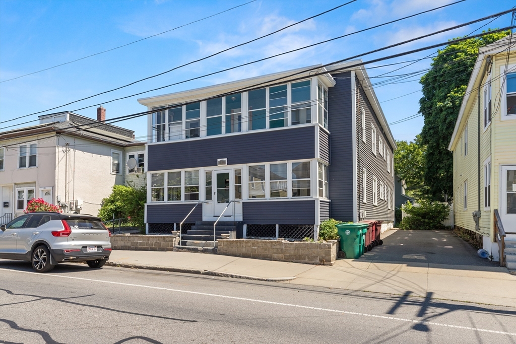 191 W Sixth St, Lowell, Massachusetts 01850