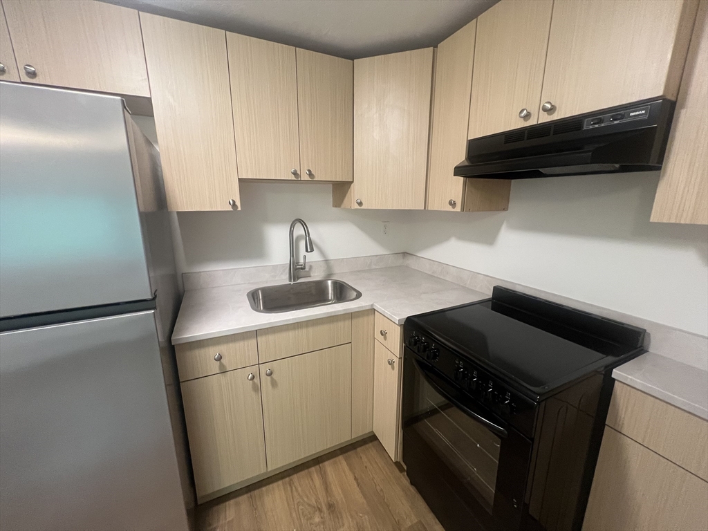 7 Tideview Path, Plymouth, Massachusetts 02360
