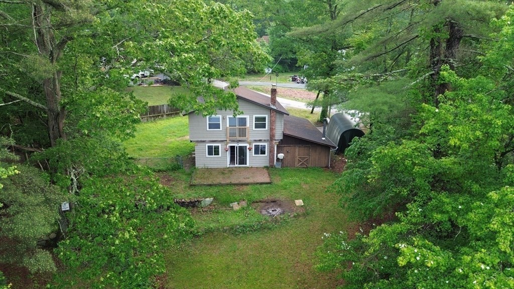 56 Shore Dr, Upton, Massachusetts 01568