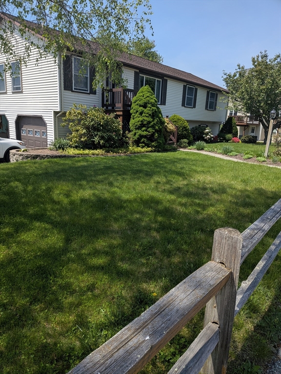 4 Eastern Ave, Webster, Massachusetts 01570