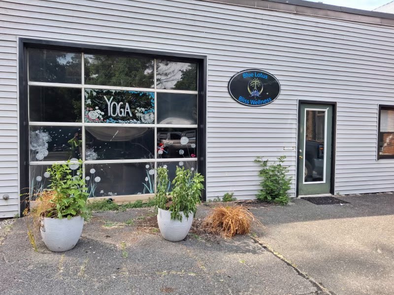 320 Riverside Dr., Northampton, Massachusetts 01062