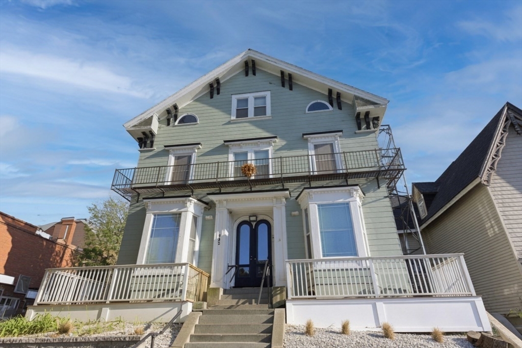 142 Dorchester Street, Boston, Massachusetts 02127