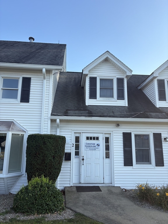 77 State Rd, Dartmouth, Massachusetts 02747