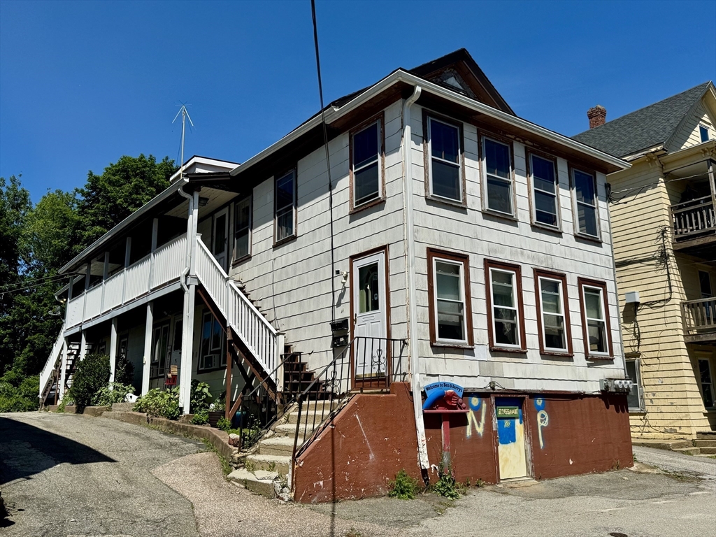 26 Elm St, Spencer, Massachusetts 01562