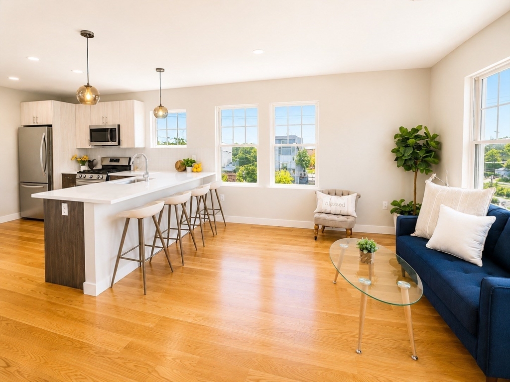98 Prescott St, Boston, Massachusetts 02128