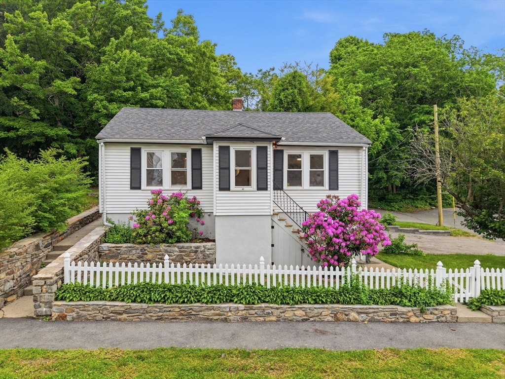 41 Bridgeport St, Worcester, Massachusetts 01604