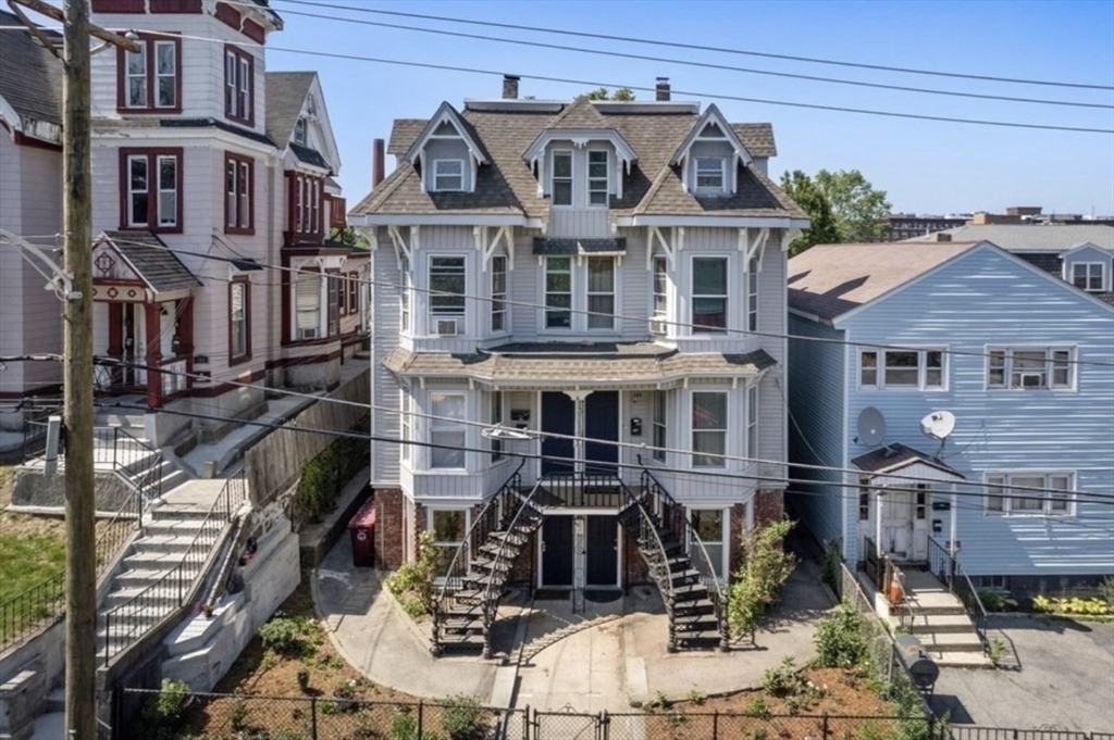153 Summer St, Lowell, Massachusetts 01852